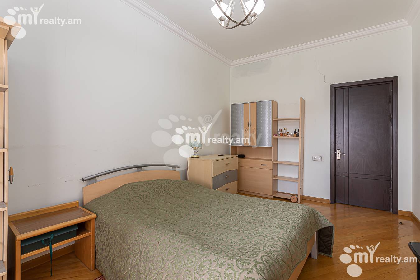 3 bedroom apartment for rent Buzand St, Center Yerevan, 156870