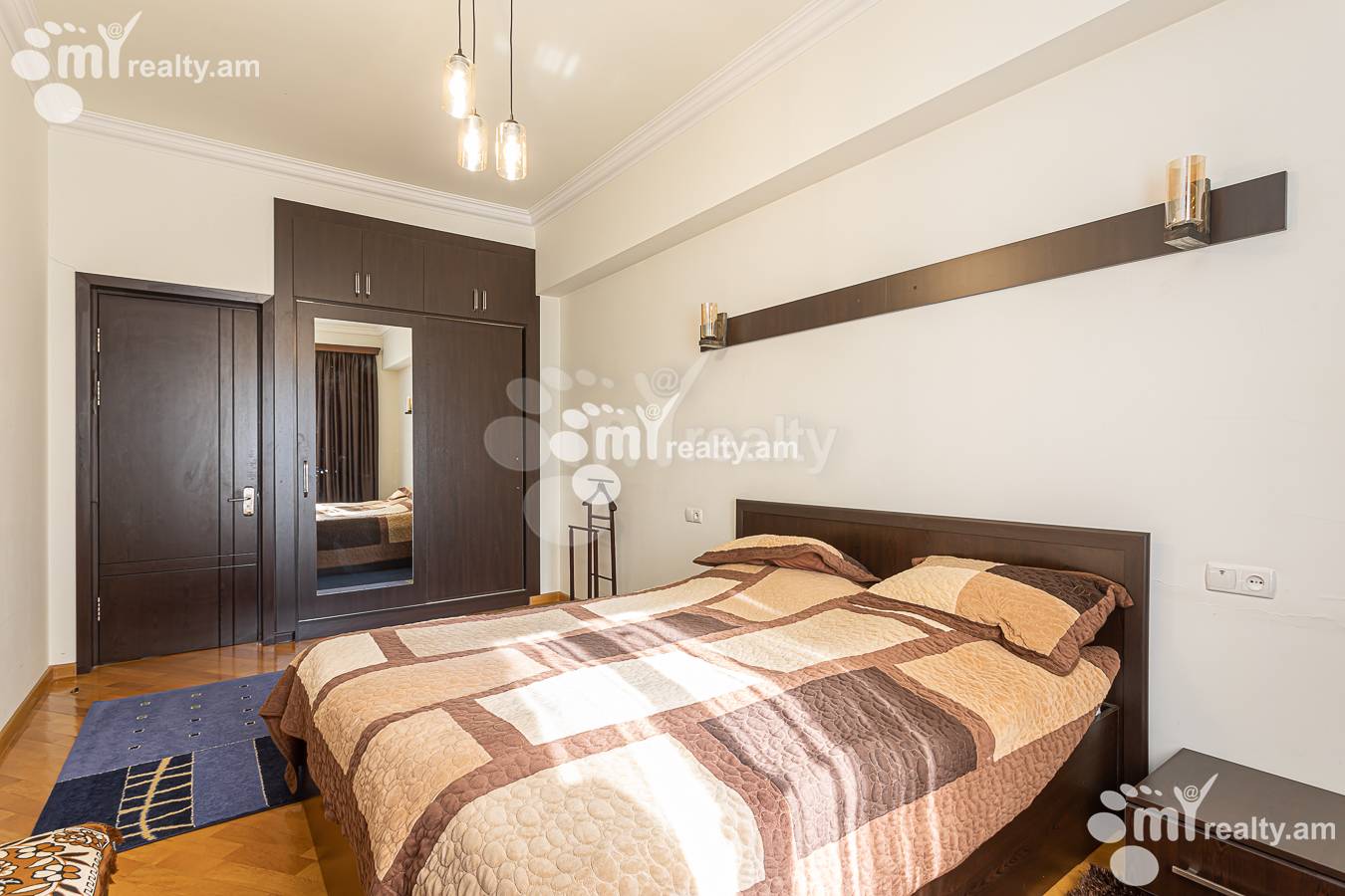 3 bedroom apartment for rent Buzand St, Center Yerevan, 156870