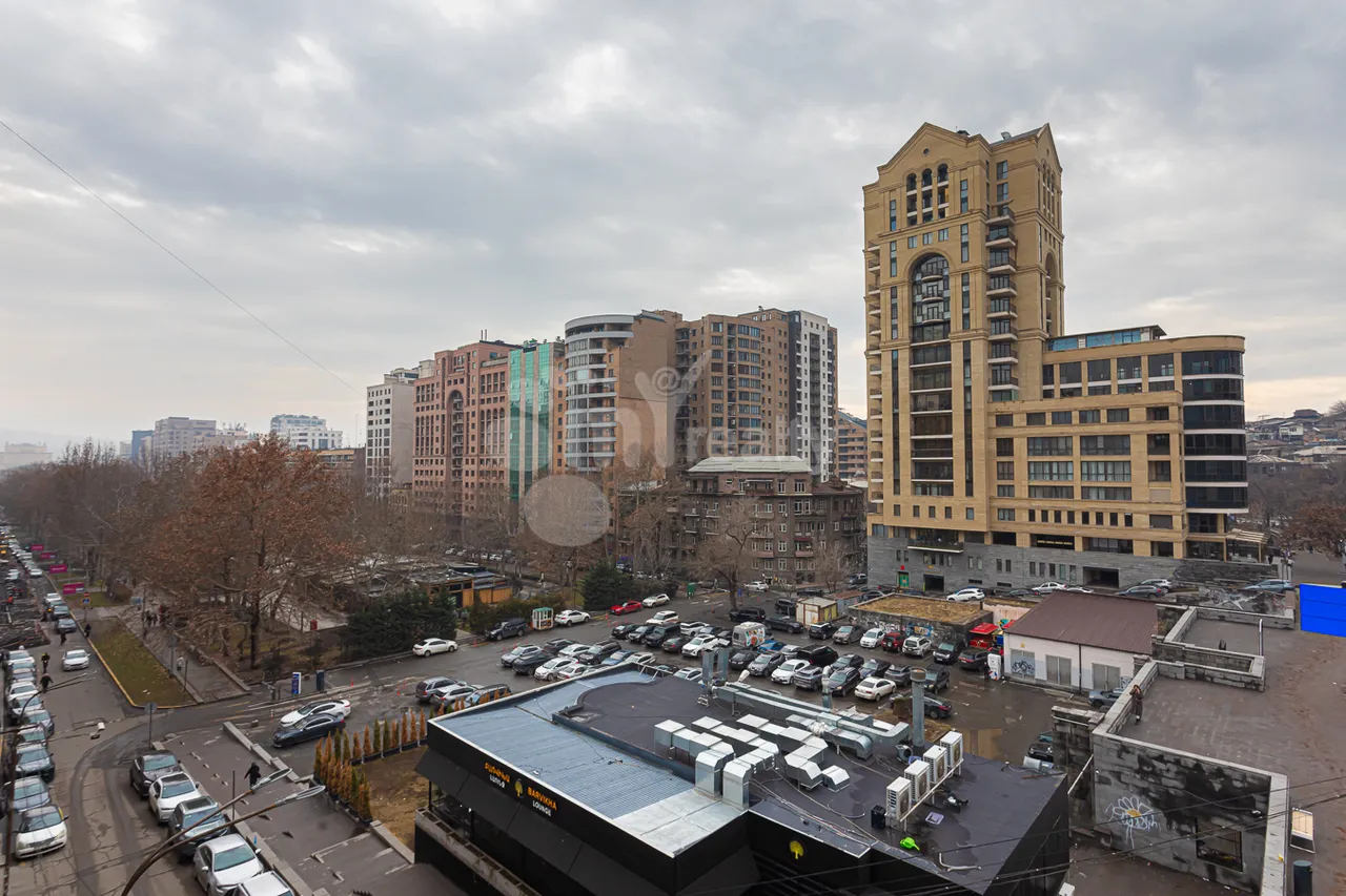 3 bedroom apartment for rent خیابان ساریان, مرکز شهر ایروان, 159421