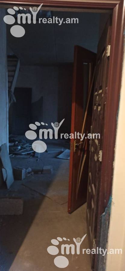 4 bedroom apartment for sale Antarayin St, Center Yerevan, 156550