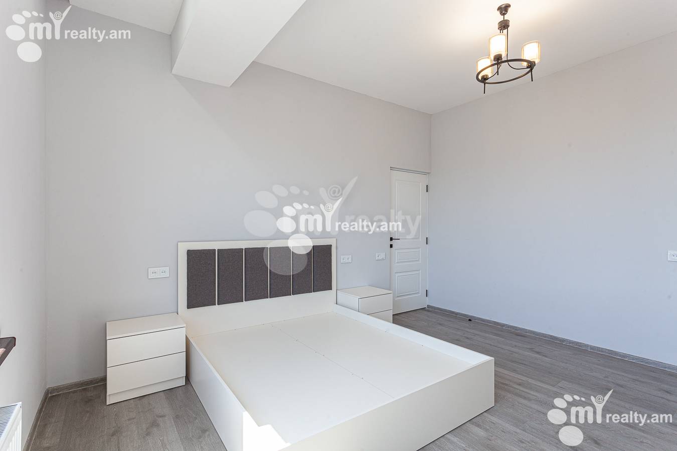 3 bedroom apartment for rent Charents St, Center Yerevan, 151488