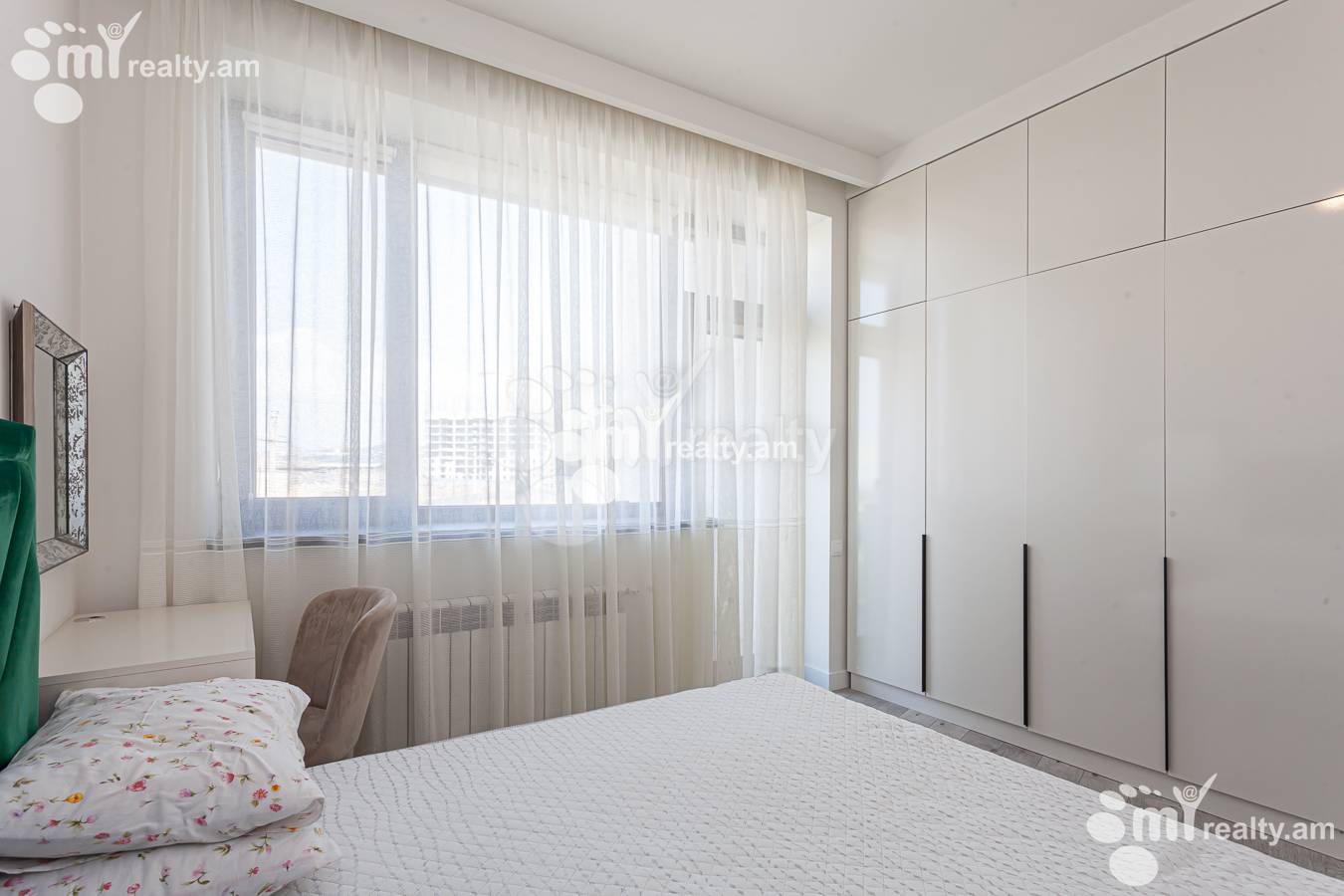 4 bedroom apartment for sale Tigran Petrosyan St, Davtashen Yerevan, 156080