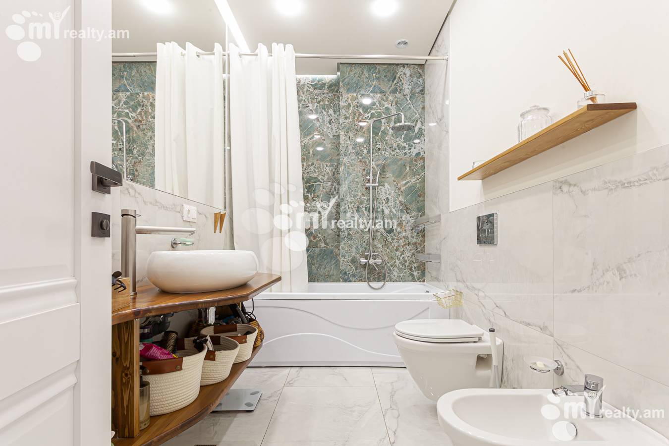 4 bedroom apartment for sale Tigran Petrosyan St, Davtashen Yerevan, 156080