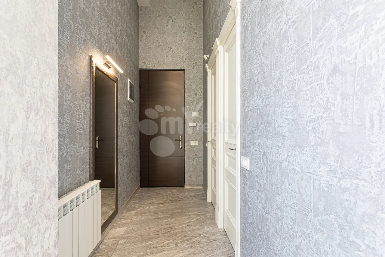 4 bedroom apartment for sale Adonts St, Arabkir Yerevan, 159646