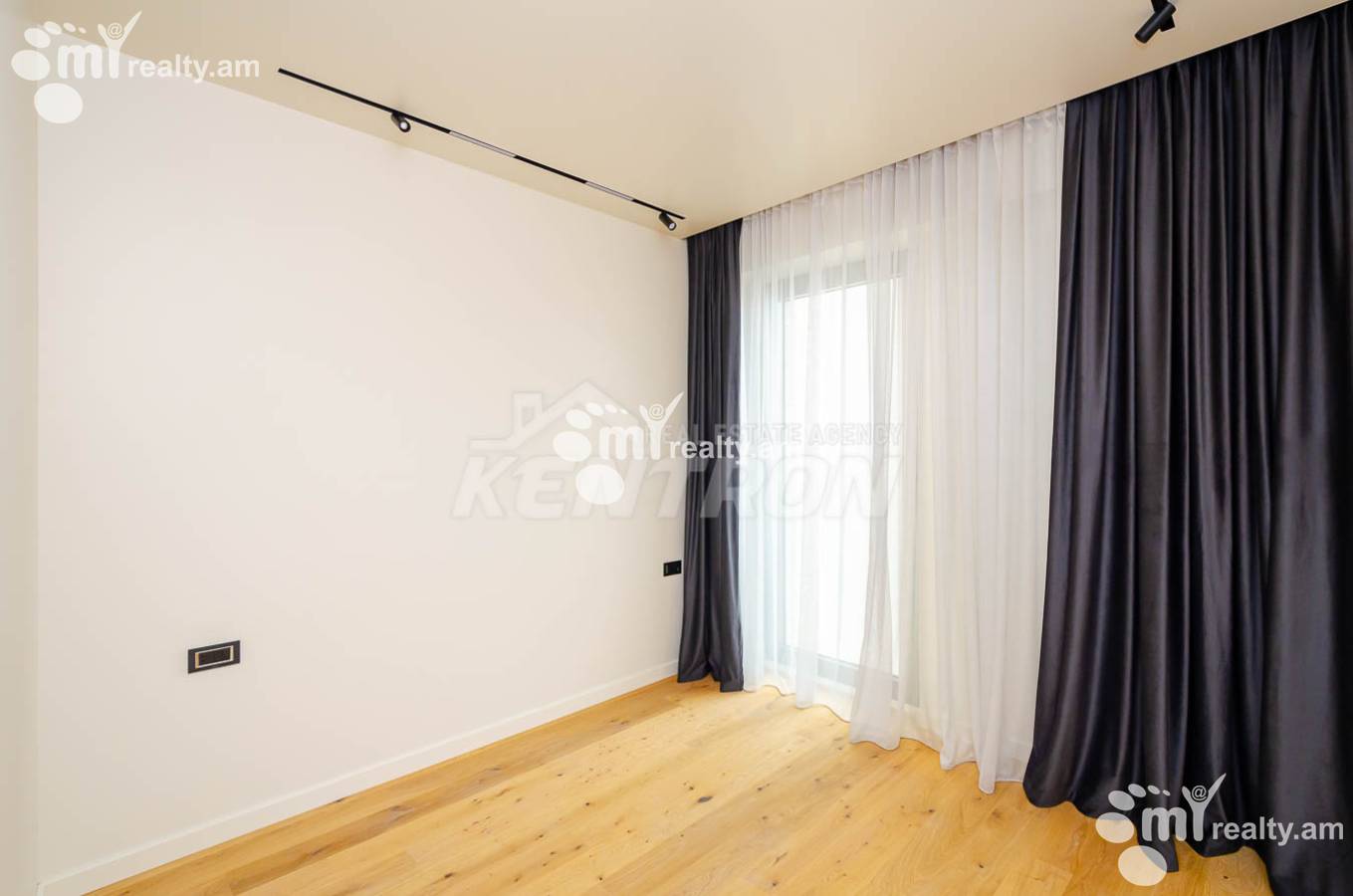 3 bedroom apartment for sale Teryan St, Center Yerevan, 136967