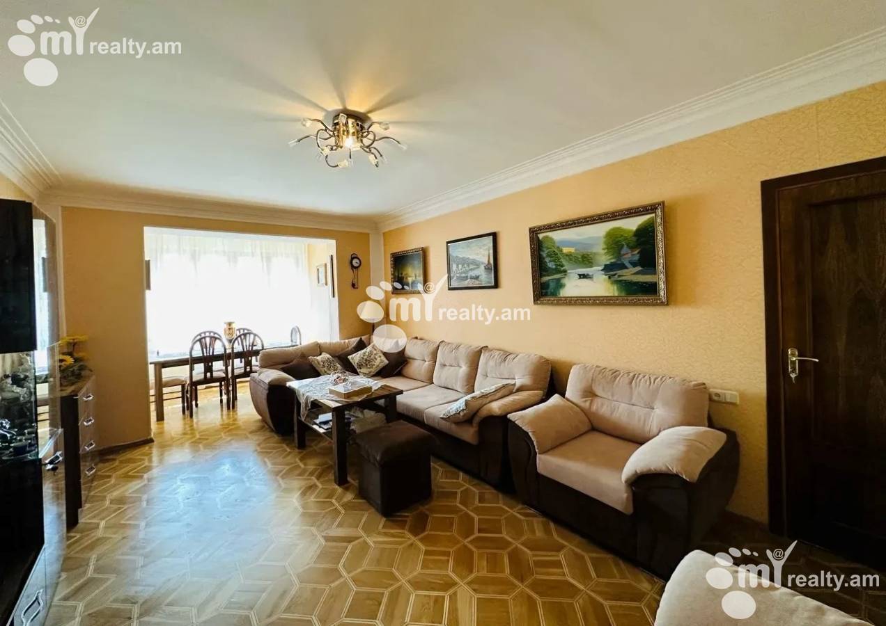 3 սենյականոց բնակարան  Կոմիտասի պող, Արաբկիր Երևան, 157044