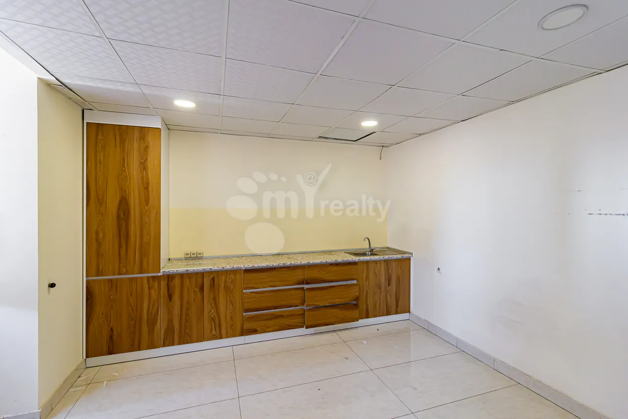 Commercial property for rent Terlemezyan St, Adshapnjak Yerevan, 158940