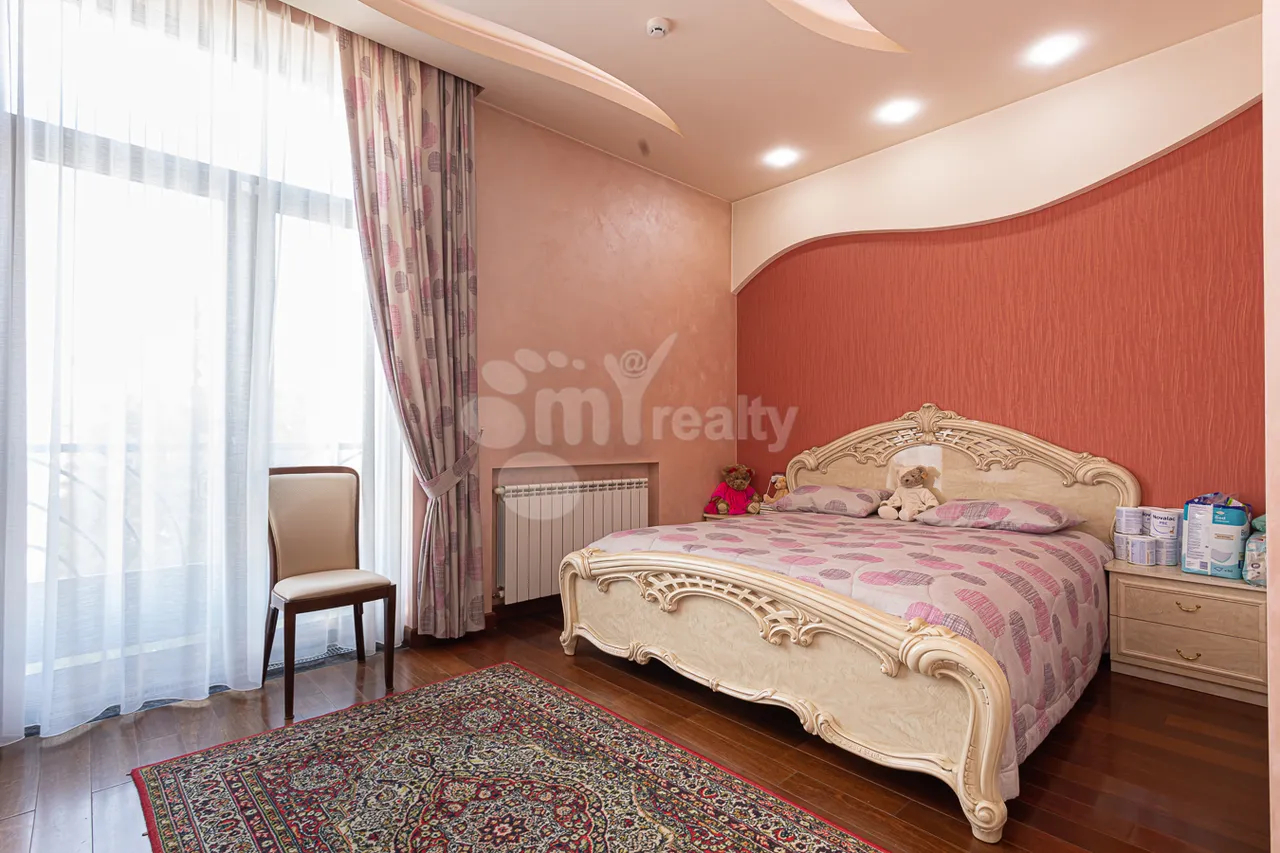 House for sale G 1 dis., Adjapnyak Yerevan, 158467