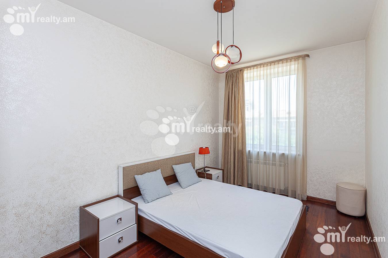 3 bedroom apartment for rent Tamanyan St, Center Yerevan, 157139
