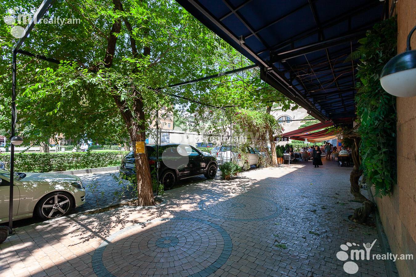 3 bedroom apartment for rent Tamanyan St, Center Yerevan, 157139