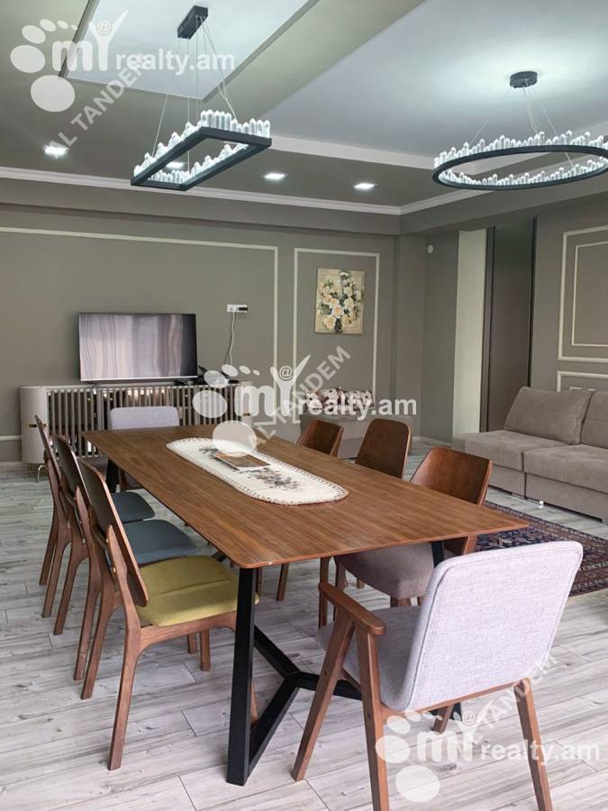 4 bedroom apartment for sale خیابان لِر. کامسار, مرکز شهر ایروان, 159122