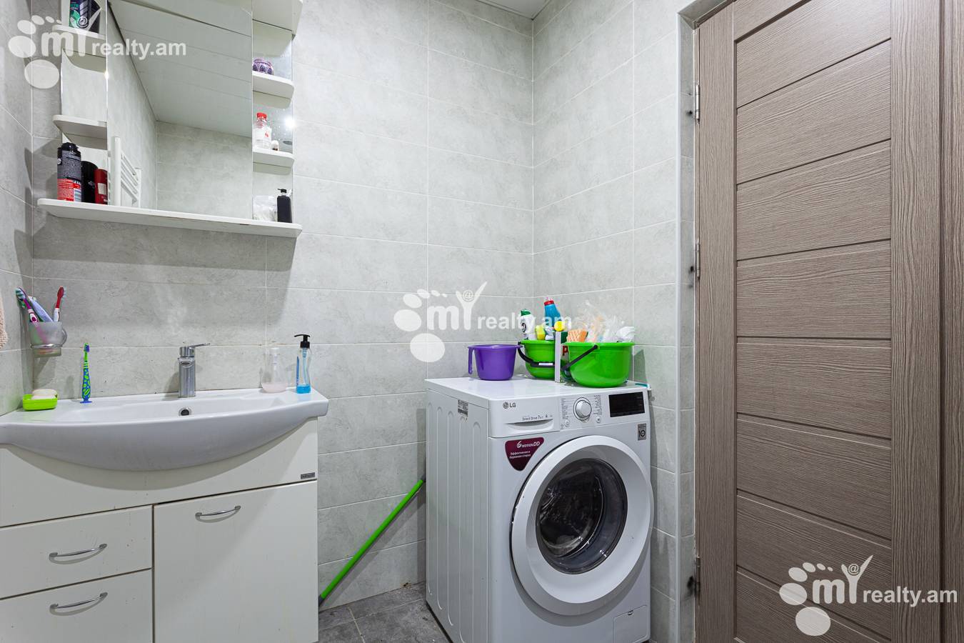 3 bedroom apartment for sale Tsarav Aghbyur St, Awan Yerevan, 152072