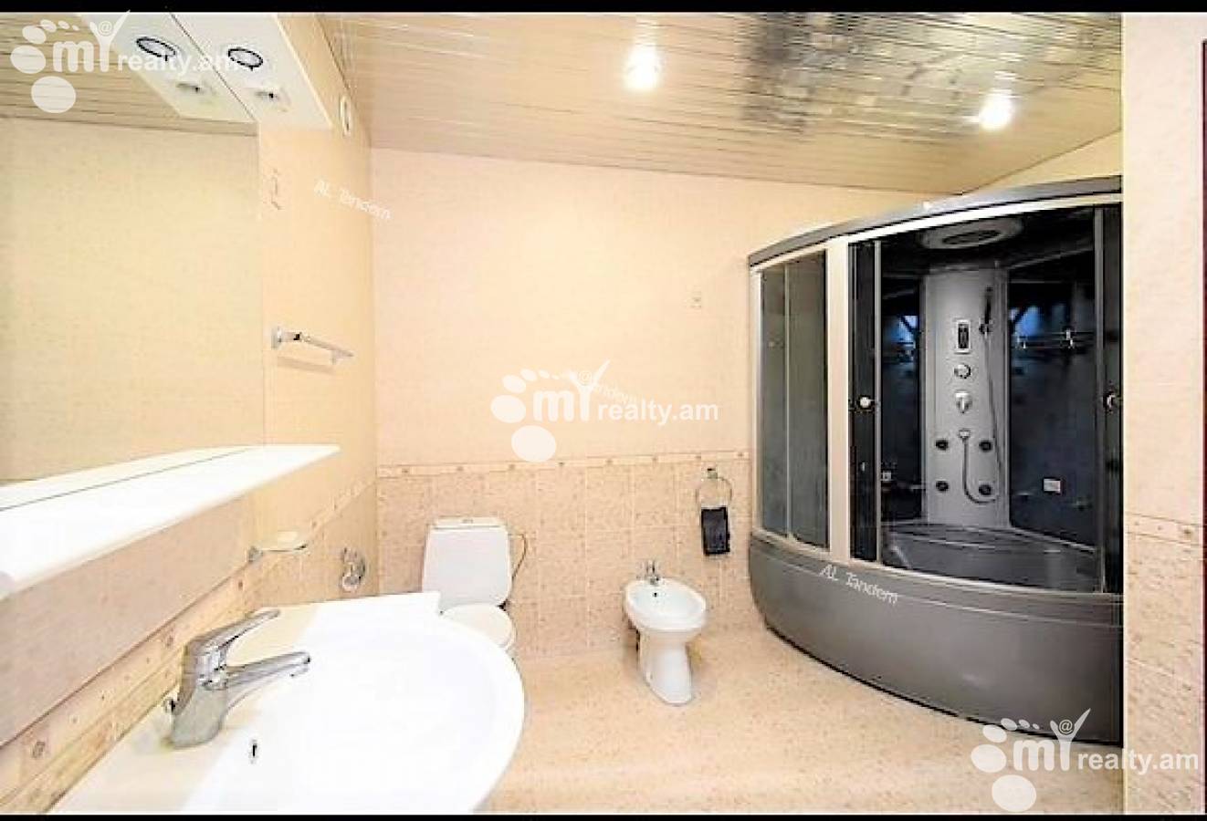 4 bedroom apartment for rent Nalbandyan St, Center Yerevan, 126076