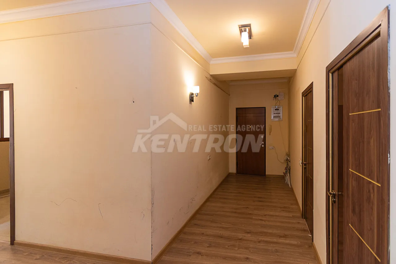 4 bedroom apartment for sale Sasna Тsrer St, Davtachène Yerevan, 159006