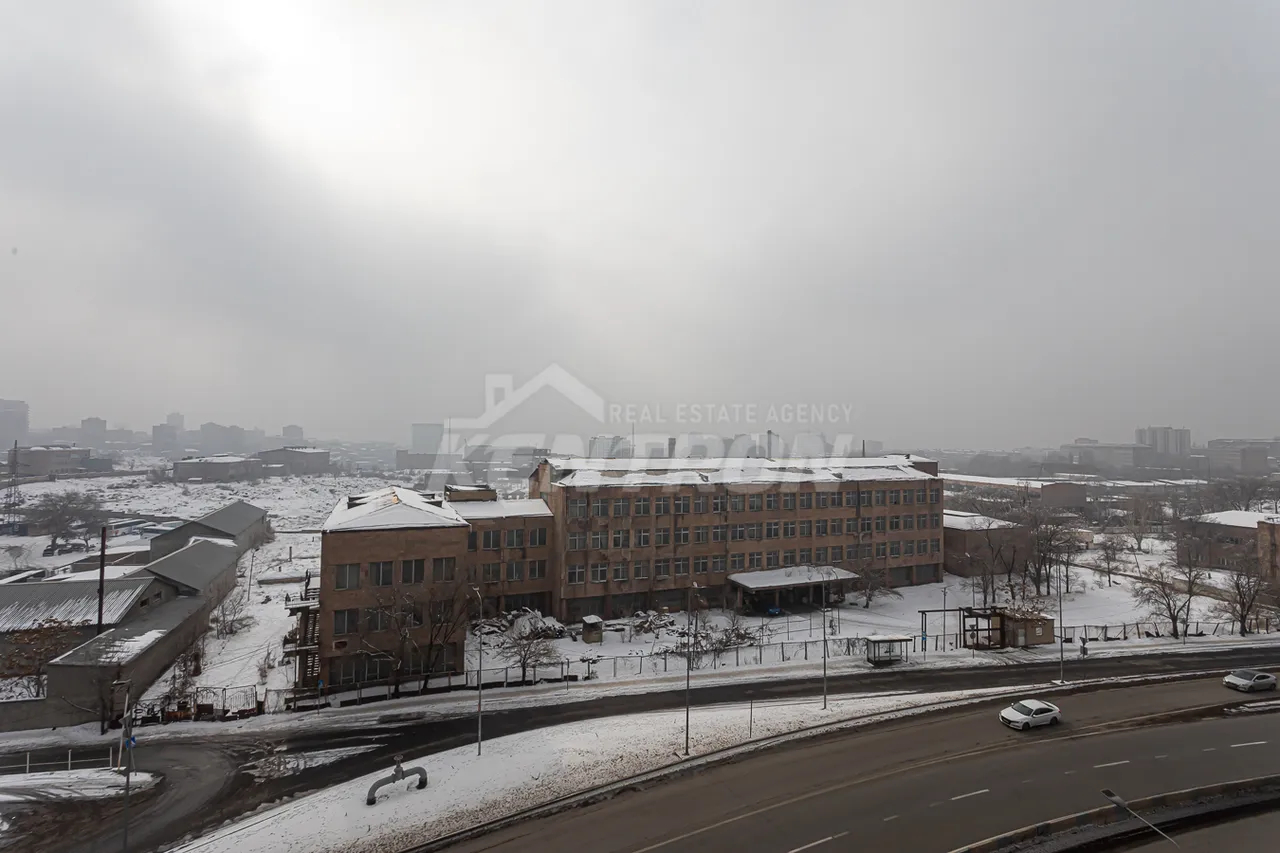 3 սենյականոց բնակարան  Գևորգյան փող․, Դավթաշեն Երևան, 159193