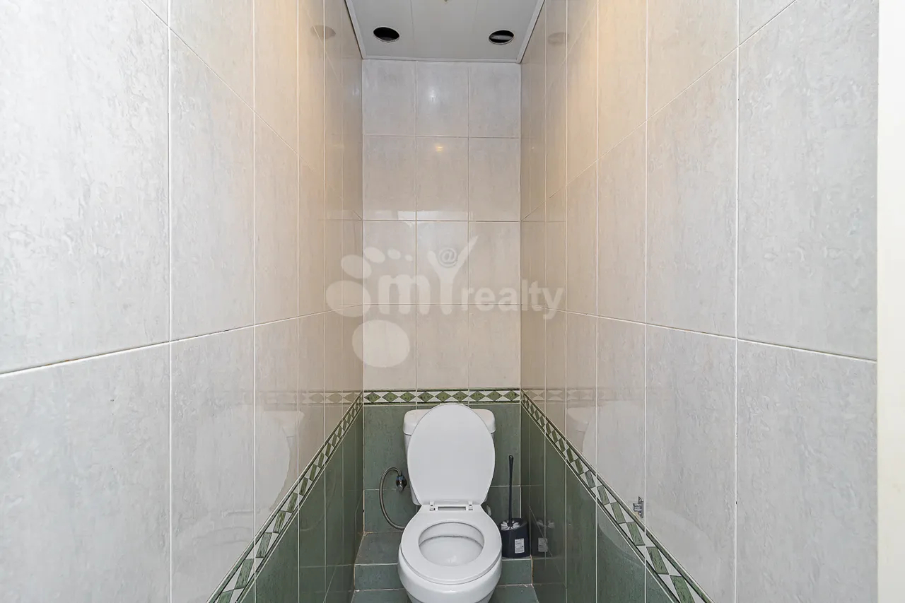 4 bedroom apartment for sale Abovyan St, Center Yerevan, 159935
