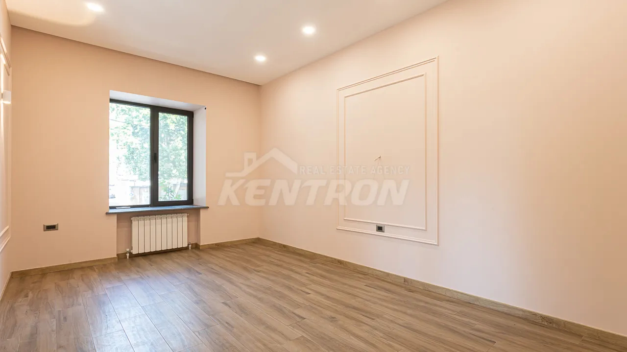 Commercial property for rent Mashtots Ave, Center Yerevan, 158865