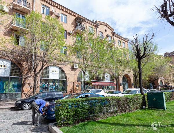 2-bedroom/apartment-for-sale/Isahakyan+St/Center/Yerevan