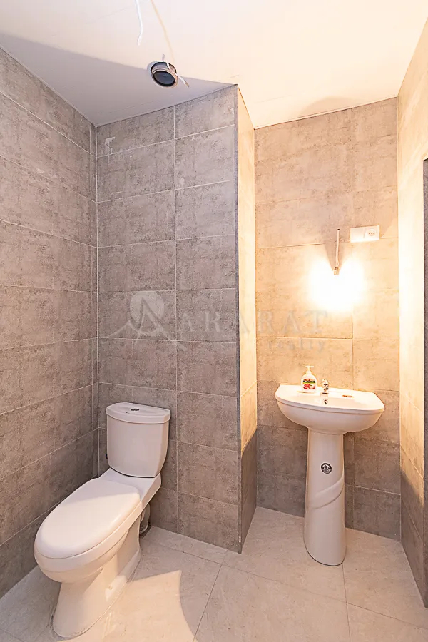 2 bedroom apartment for sale خیابان آدونس, عربگیر ایروان, 159663