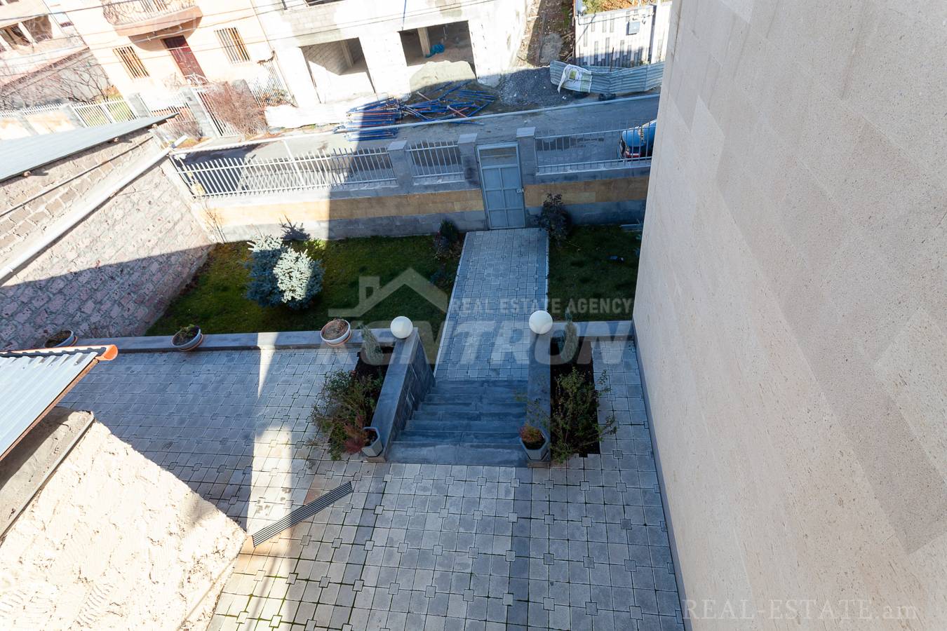 House for sale خیابان داوتاشِن بلوک 3, داوتاشِن ایروان, 143747