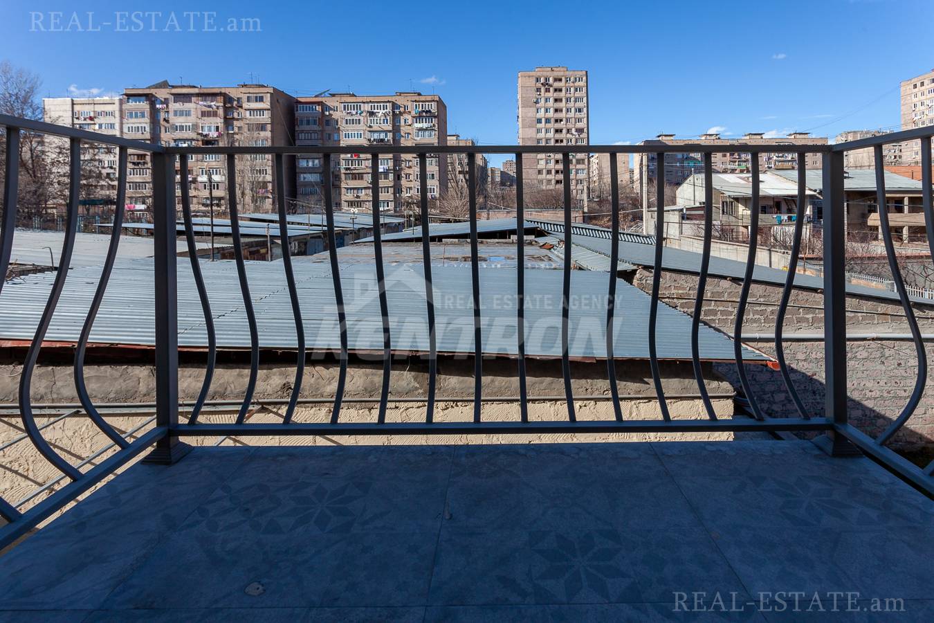 House for sale خیابان داوتاشِن بلوک 3, داوتاشِن ایروان, 143747