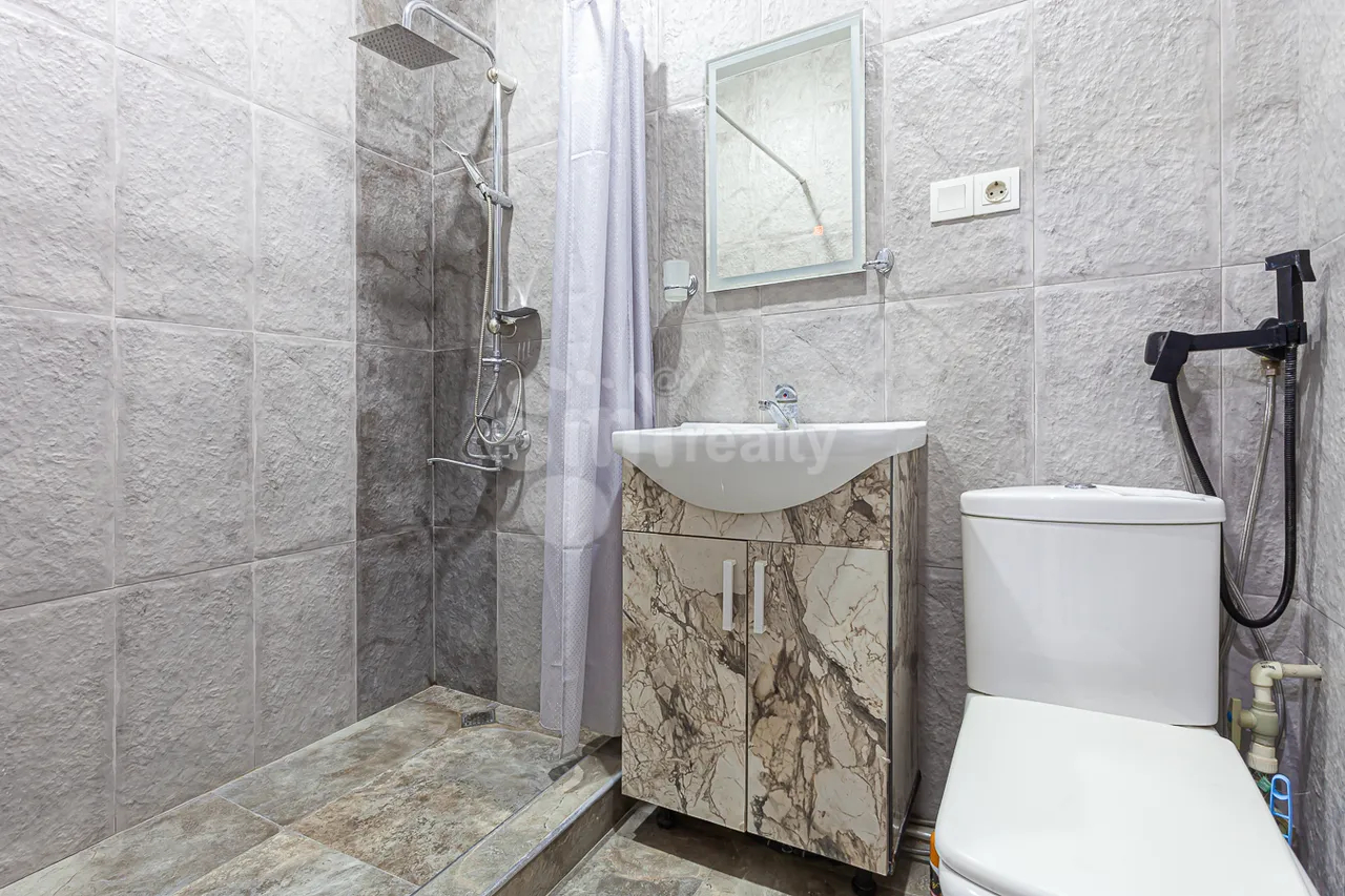 2 սենյականոց բնակարան  Արգիշտի փող, Կենտրոն Երևան, 159216