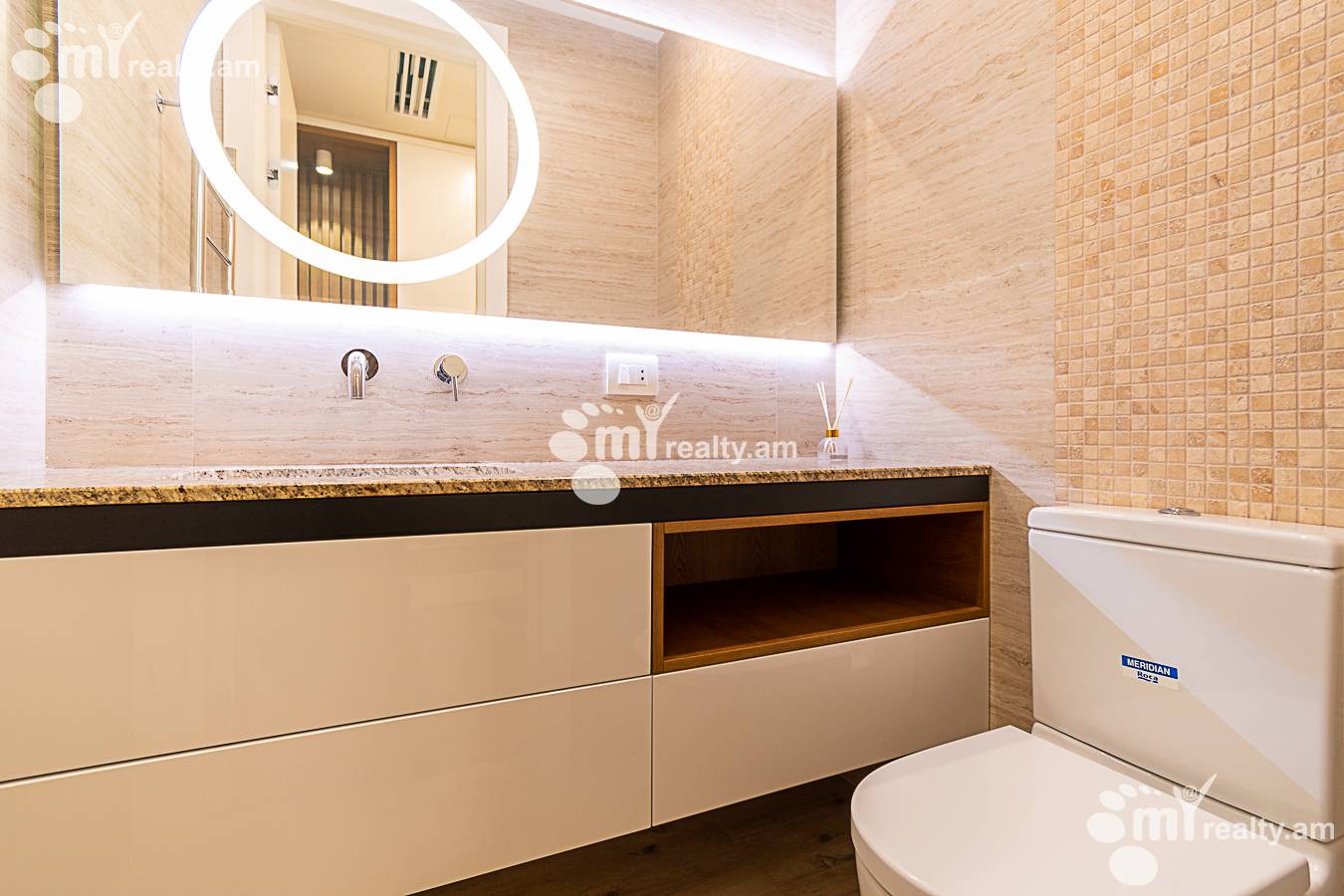 3 bedroom apartment for sale Buzand St, Center Yerevan, 143205