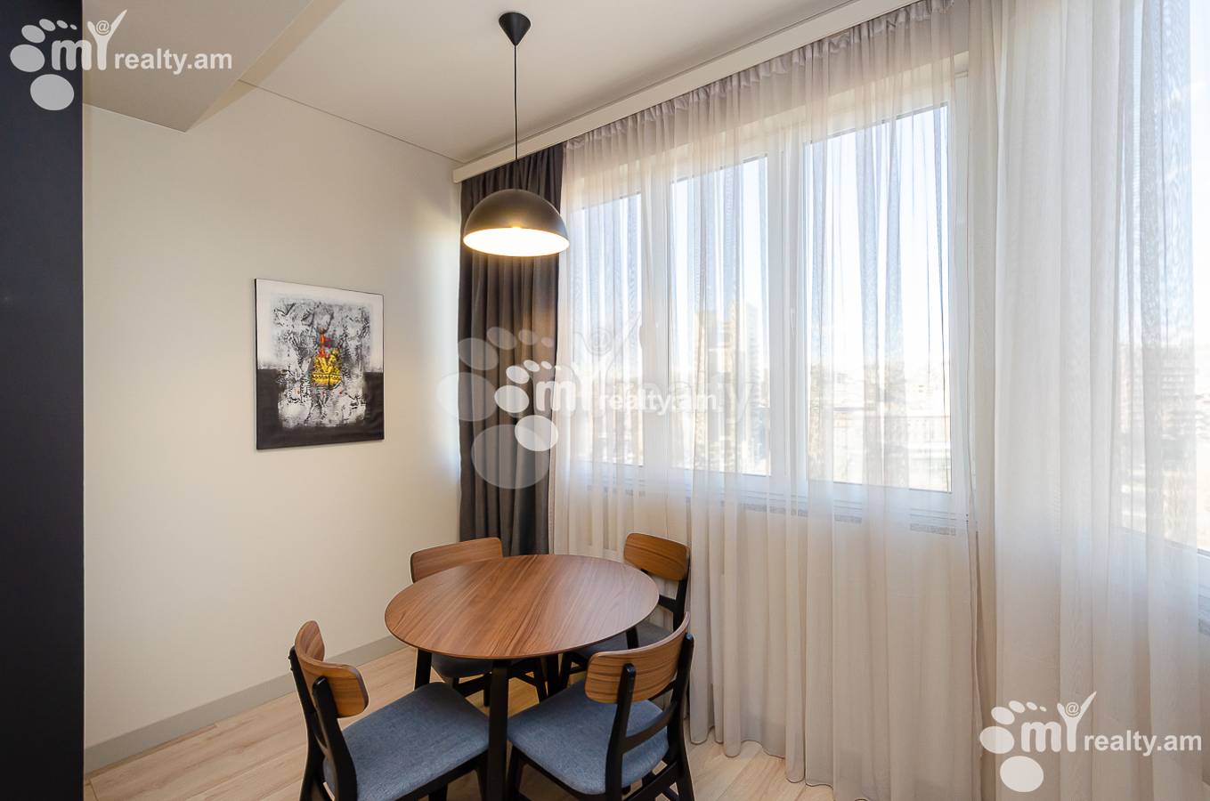3 bedroom apartment for sale rue d'A.Manukyan, Center Yerevan, 152059