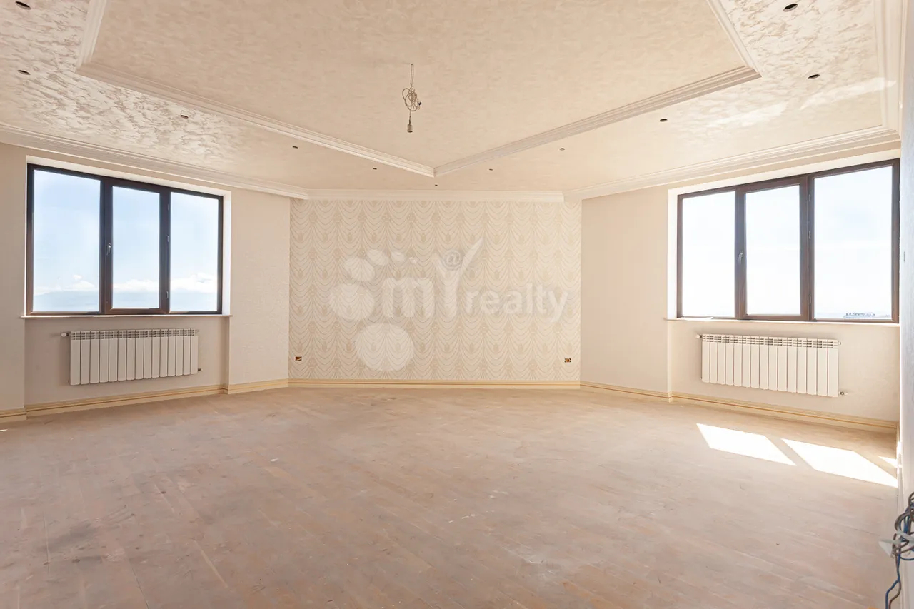 3 bedroom apartment for sale Hayrik Muradyan street, Arabkir Yerevan, 157400