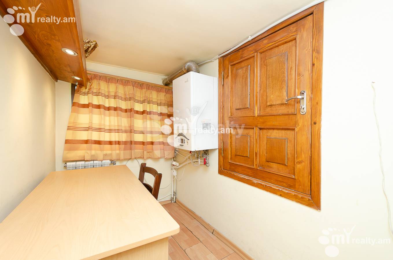 4 bedroom apartment for rent خیابان پوشکین, مرکز شهر ایروان, 151207