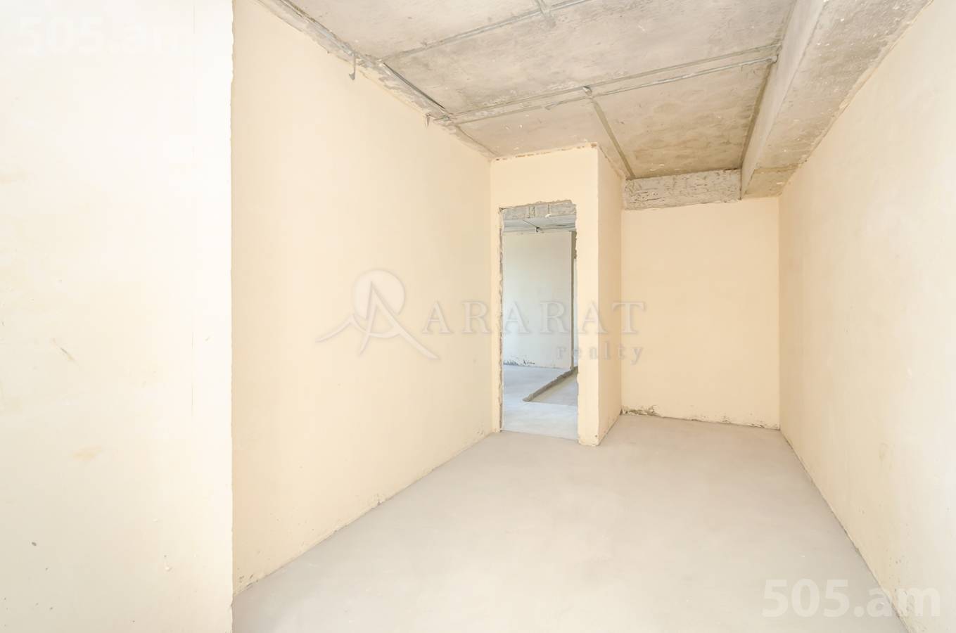 Купить 5 комнатную квартиру Малхасянц ул, Арабкир Ереван, 152738