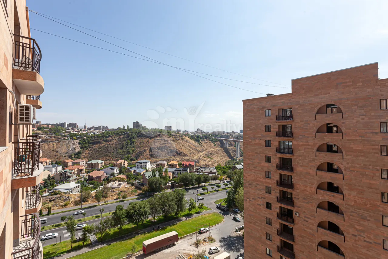 3 bedroom apartment for sale Mikoyan St, Davtachène Yerevan, 161553