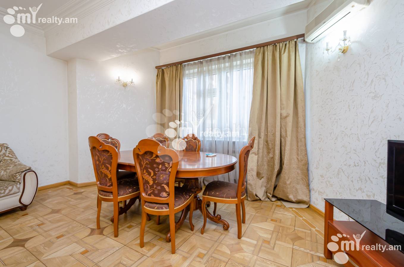 Снять 4 комнатную квартиру Дегатан ул, Центр Ереван, 153224