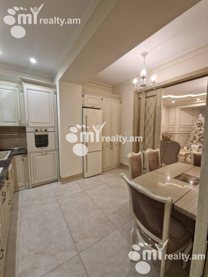 3 bedroom apartment for rent Yekmalyan St, Center Yerevan, 153461
