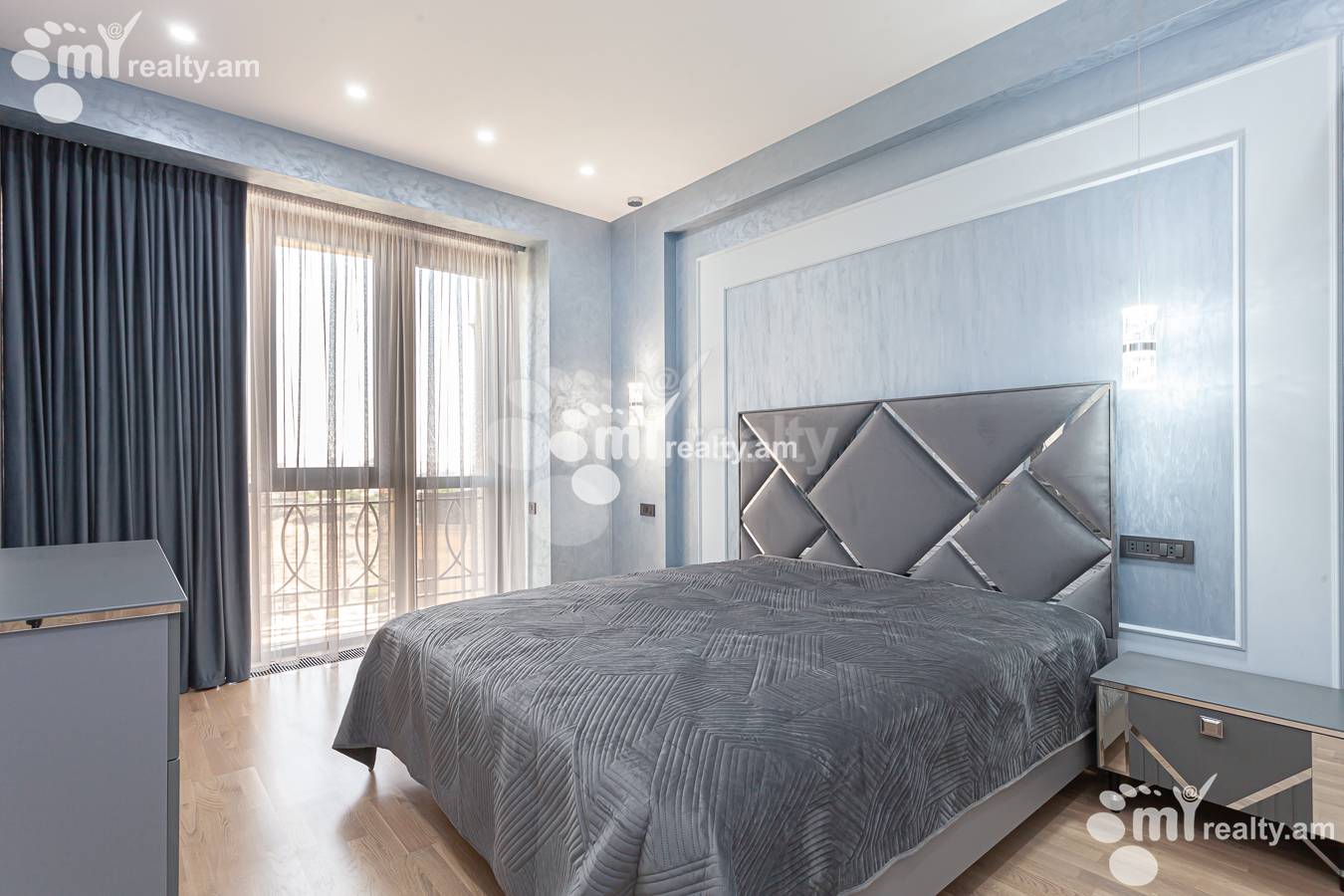 4 bedroom apartment for rent Sasna Тsrer St, Davtachène Yerevan, 156009