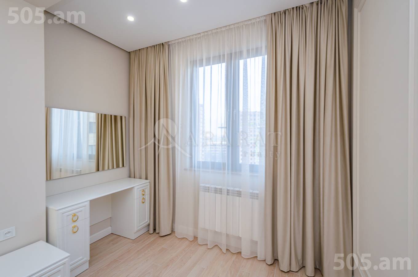 3 bedroom apartment for sale N. Tigranyan dead end, Arabkir Yerevan, 154171