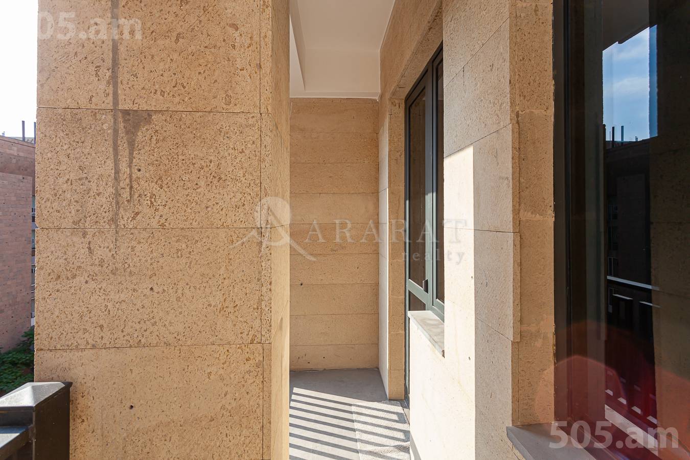 Купить 2 комнатную квартиру Анрапетутян ул, Центр Ереван, 152421