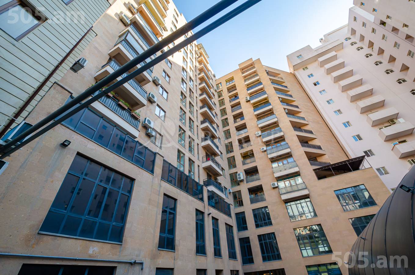 Купить 2 комнатную квартиру Арам ул, Центр Ереван, 152026