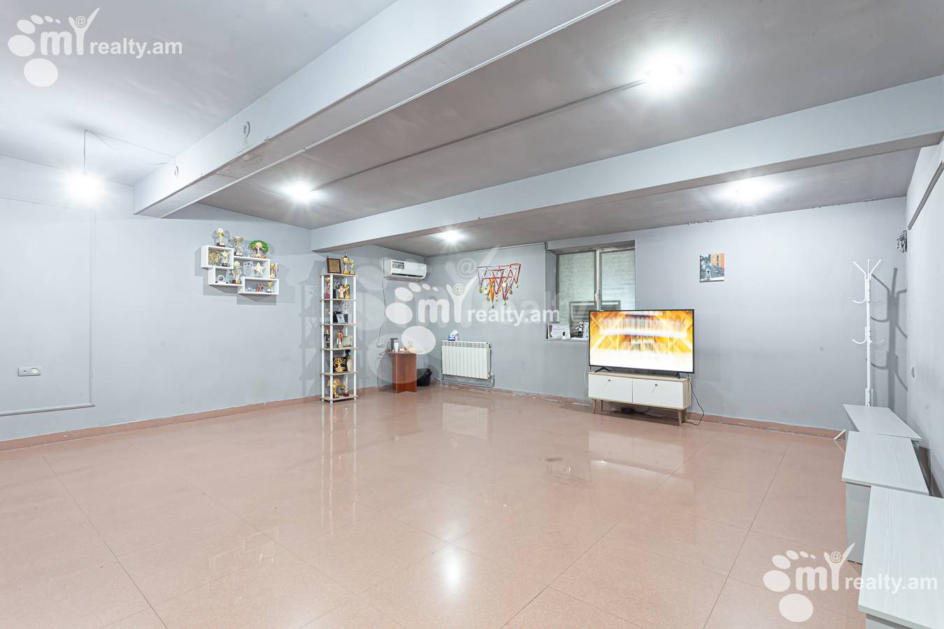 Կոմերցիոն տարածք  Ե. Քոչար փող, Կենտրոն Երևան, 156000