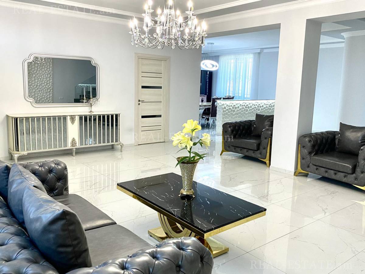 House for sale خیابان نازاربِکیان, آچاپنیاک ایروان, 127695