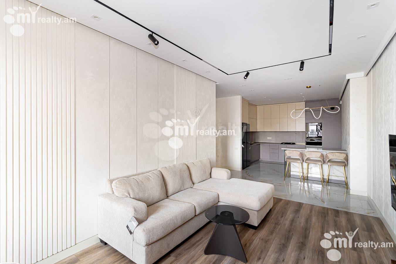 3 սենյականոց բնակարան  Բուզանդի փող, Կենտրոն Երևան, 154552
