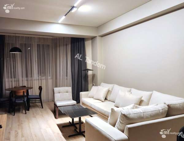 3-senyakanoc-bnakaran-vacharq-Yerevan-Center