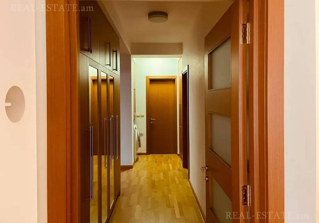 Купить 3 комнатную квартиру Амирян ул, Центр Ереван, 139700