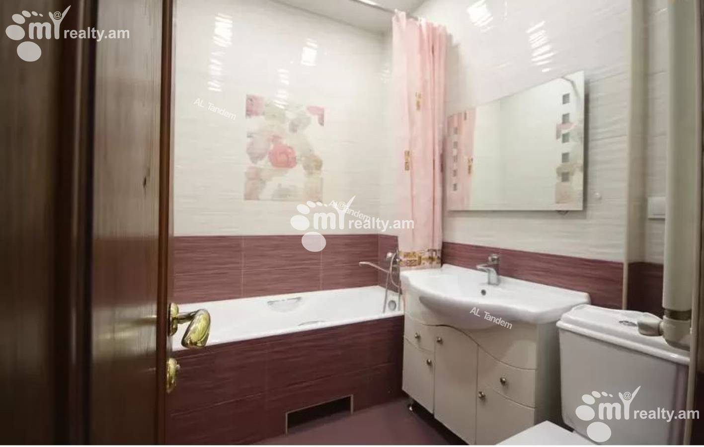 Снять 3 комнатную квартиру Арам ул, Центр Ереван, 124853