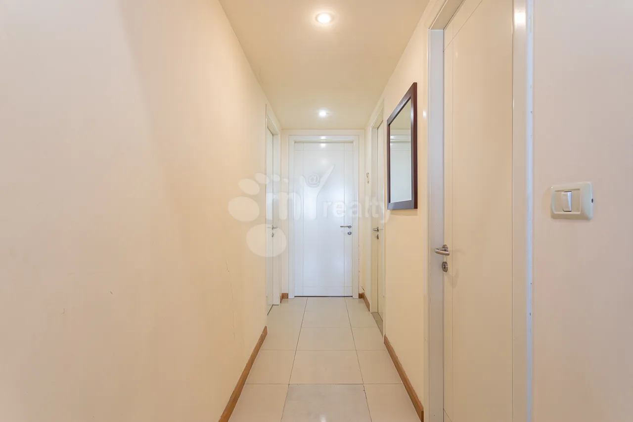 3 bedroom apartment for rent Antarayin St, Center Yerevan, 159001