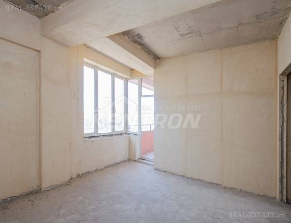 3-senyakanoc-bnakaran-vacharq-Yerevan-Center