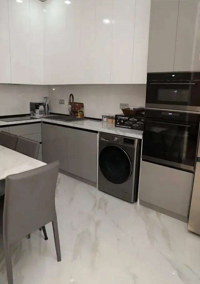 2 bedroom apartment for rent خیابان آرشاکونیاک, مرکز شهر ایروان, 161361
