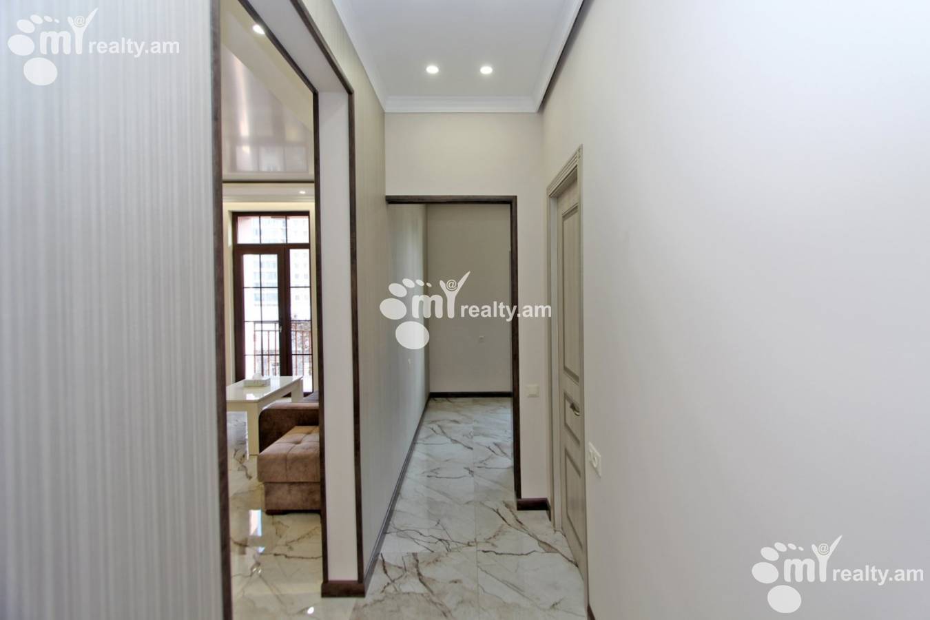 3 bedroom apartment for sale Saryan St, Center Yerevan, 140722