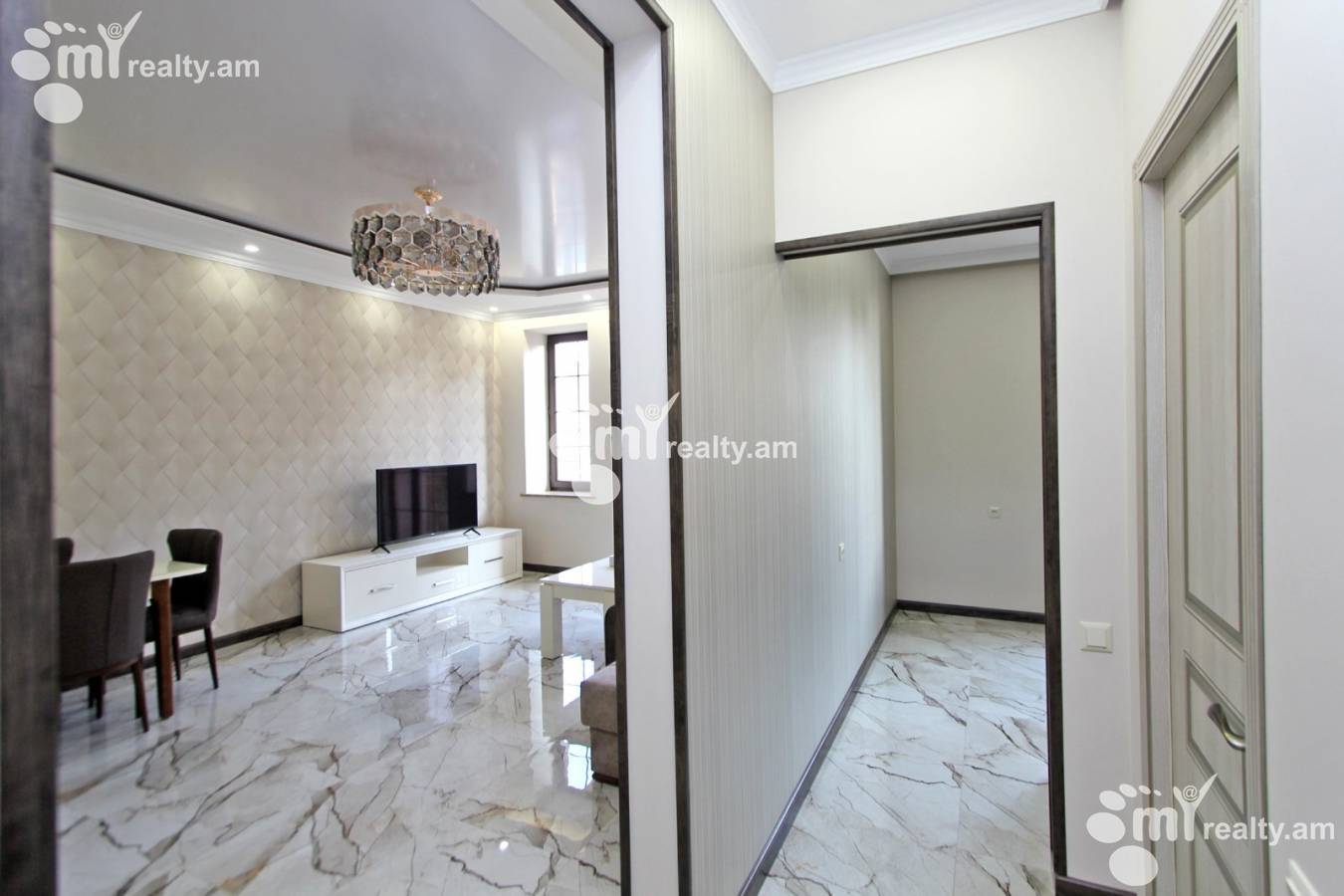 3 bedroom apartment for sale Saryan St, Center Yerevan, 140722