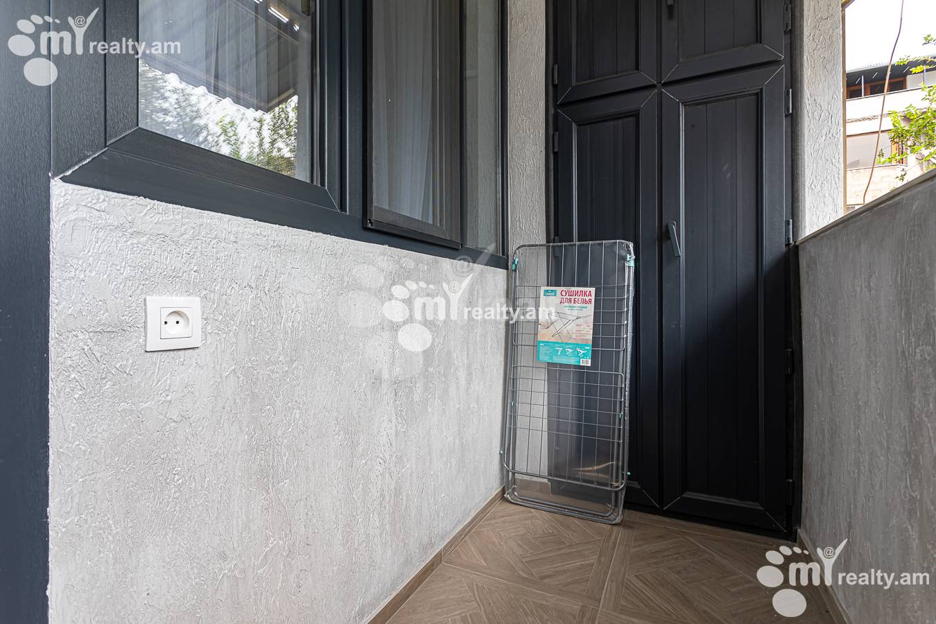 3 սենյականոց բնակարան վարձով Սարյան փող, Կենտրոն Երևան, 156857